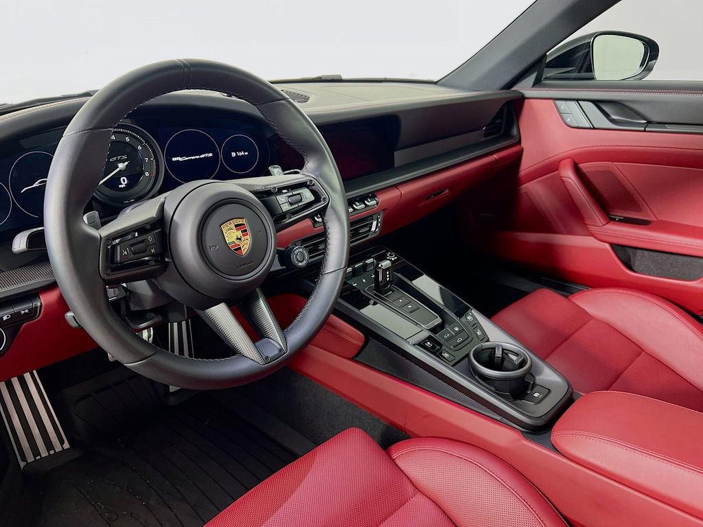 Certified 2024 Porsche 911 Carrera GTS image 4