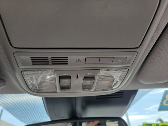 Certified 2018 Honda CR-V Touring image 34