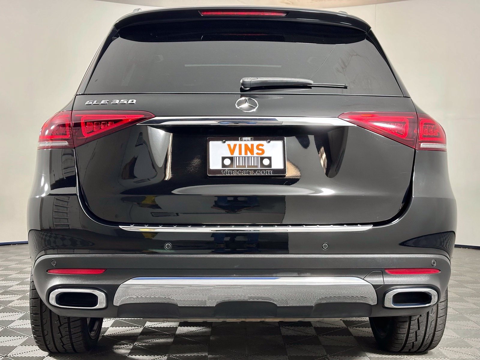 Used 2023 Mercedes-Benz GLE 350 w/ Premium Package image 8