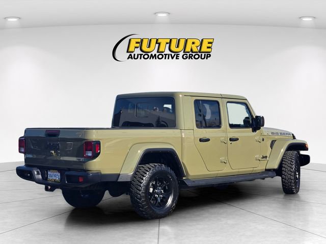Used 2025 Jeep Gladiator Sport image 4