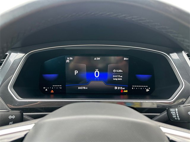 Used 2022 Volkswagen Tiguan SE R-Line image 26