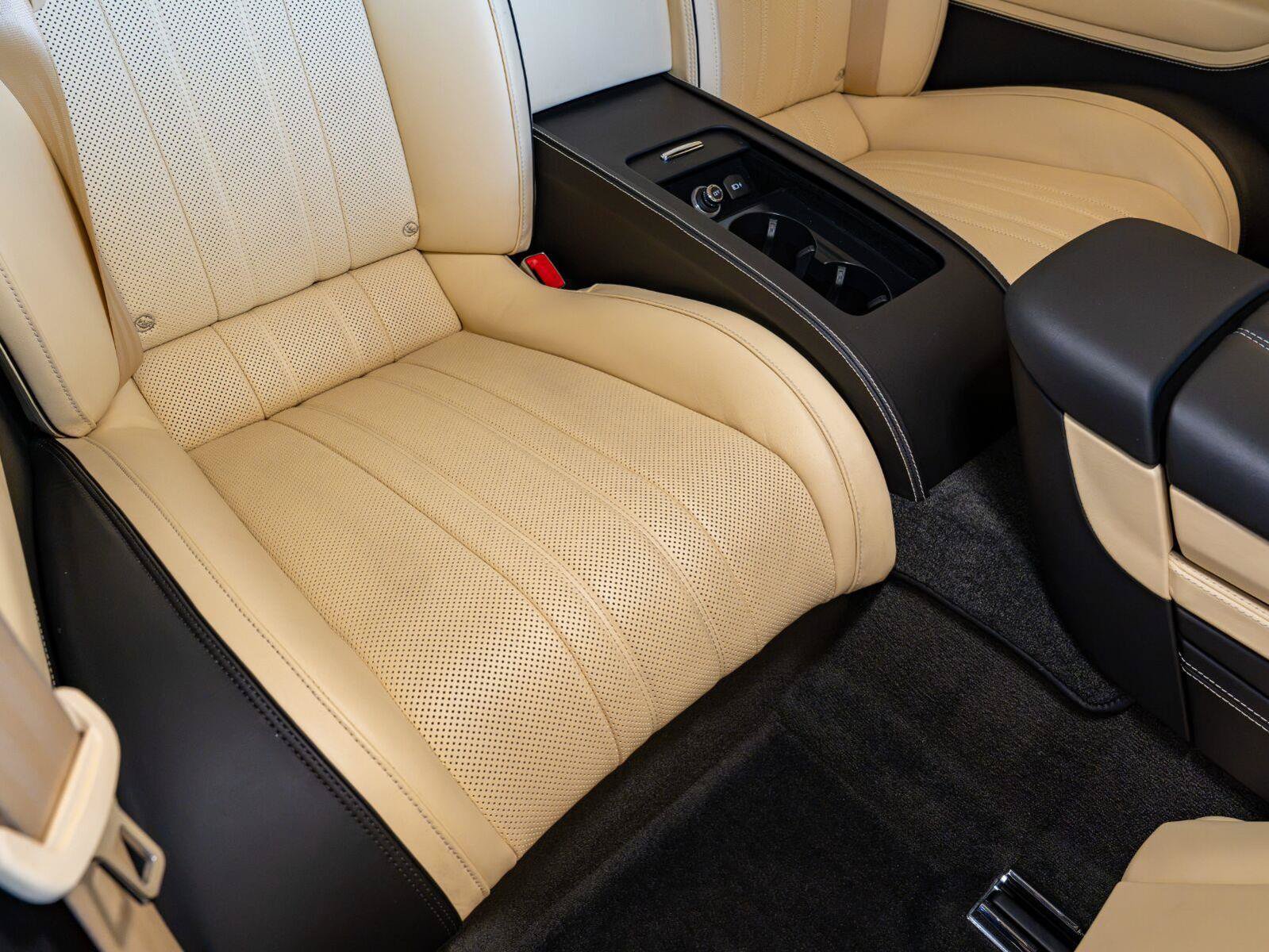 Used 2020 Bentley Continental GT AWD/4WD image 25