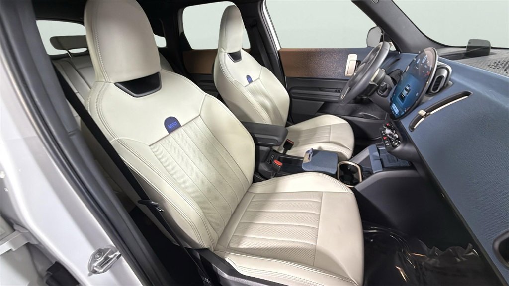 Used 2025 MINI Cooper Countryman S w/ Comfort Package Max image 30