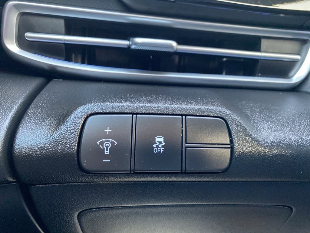 New 2025 Hyundai Elantra SEL w/ Cargo Package image 23