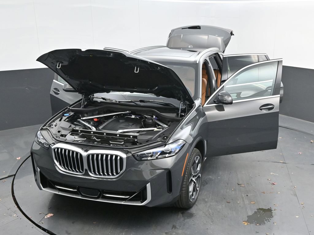New 2026 BMW X5 sDrive40i w/ Parking Assistance Package RWD image 58