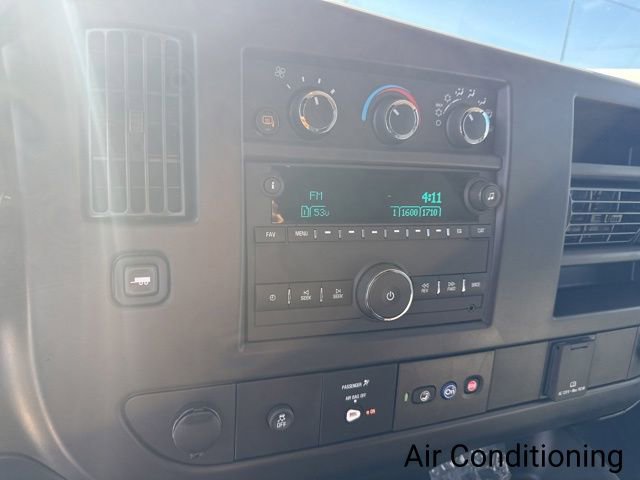 New 2025 Chevrolet Express 2500 Work Van w/ Driver Convenience Package image 19