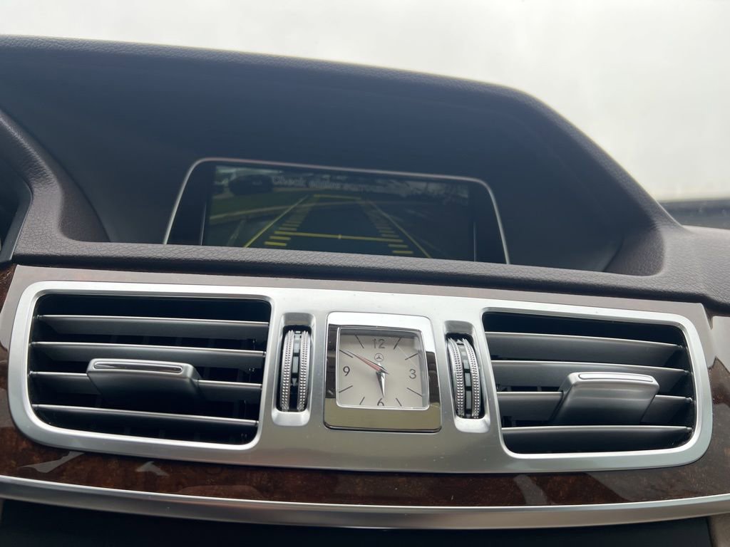 Used 2015 Mercedes-Benz E 350 4MATIC Sedan image 37