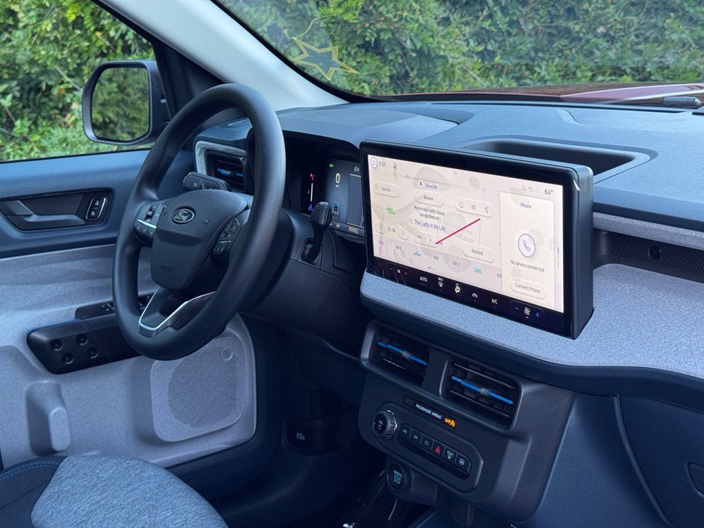 New 2026 Ford Maverick XLT FWD image 4