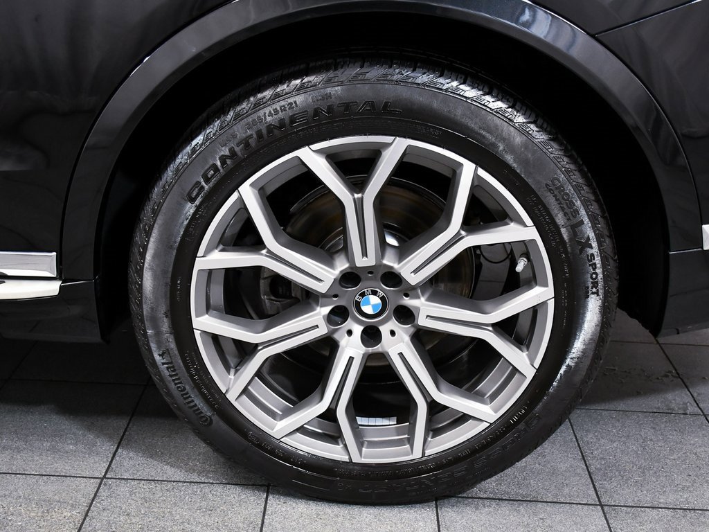 Used 2024 BMW X7 xDrive40i image 8
