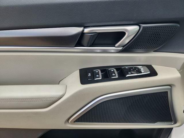 Used 2025 Kia Telluride S FWD image 21