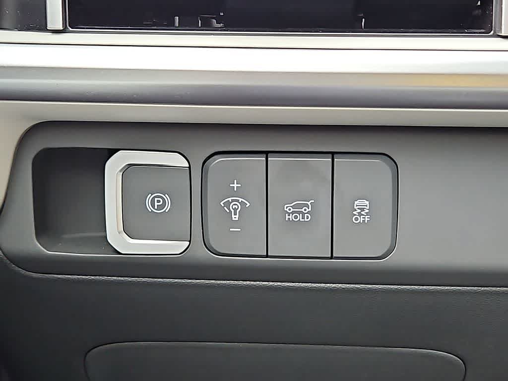 Certified 2026 Hyundai Santa Fe SEL FWD image 23