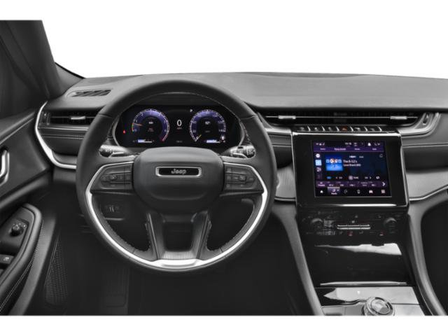 Certified 2025 Jeep Grand Cherokee Limited w/ Trailer Tow Package AWD/4WD image 7