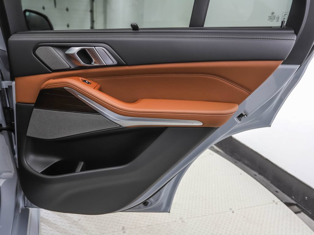 New 2026 BMW X5 xDrive50e AWD/4WD image 25