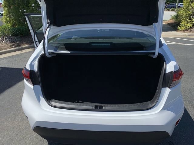 Used 2023 Toyota Corolla LE FWD image 32