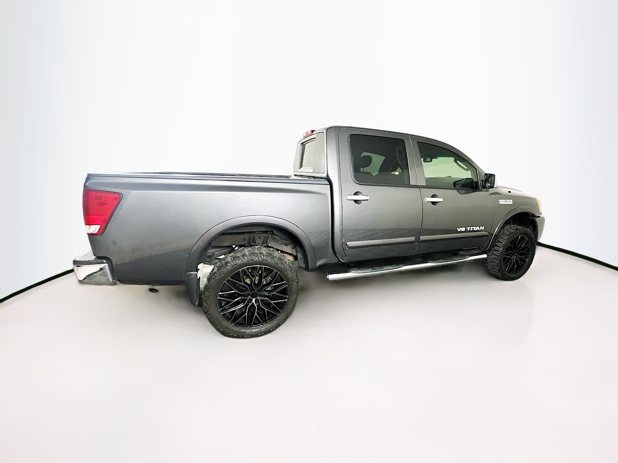 Used 2011 Nissan Titan SL w/ Heavy Metal Edition Pkg AWD/4WD image 10
