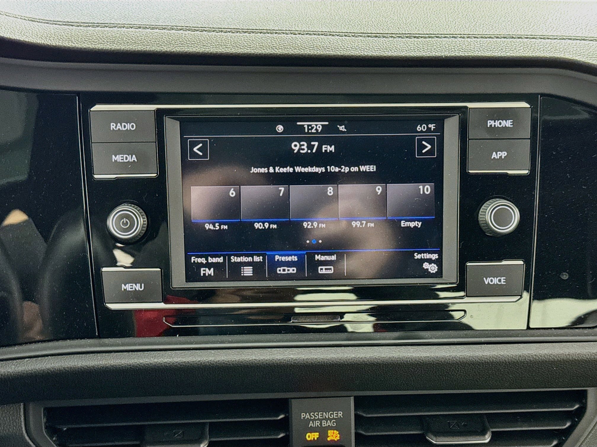 Used 2020 Volkswagen Jetta R-Line w/ R-Line Cold Weather Package FWD image 16