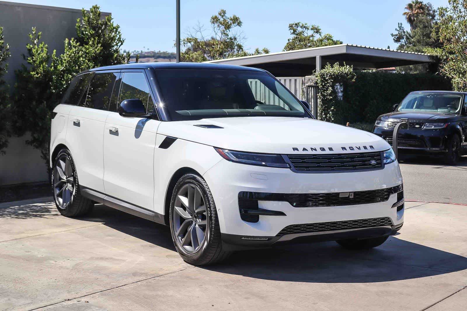 New 2026 Land Rover Range Rover Sport SE AWD/4WD image 3