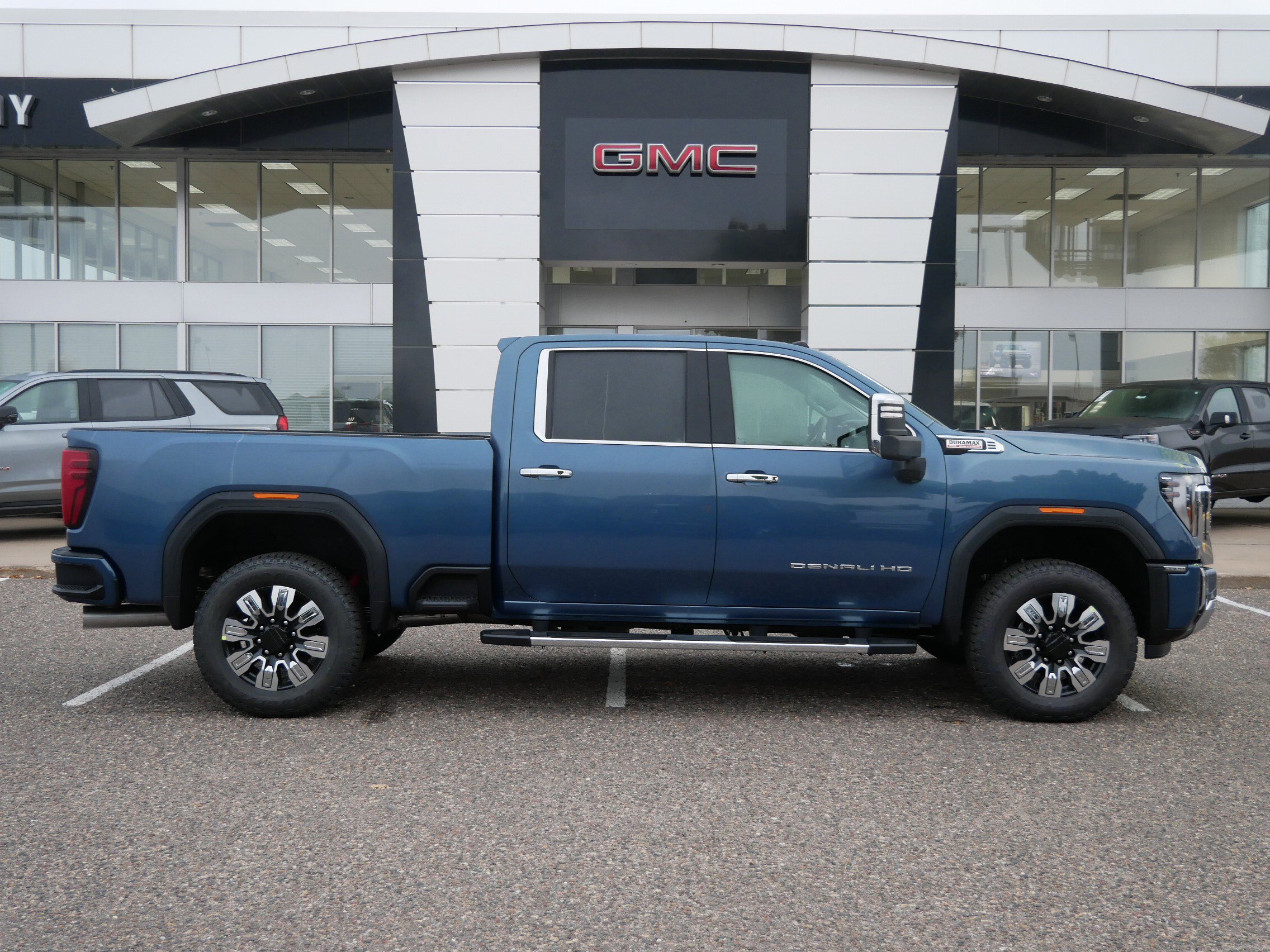New 2026 GMC Sierra 2500 Denali w/ Technology Package image 2