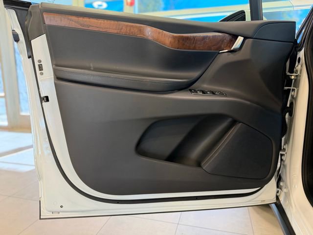 Used 2021 Tesla Model X Long Range image 19