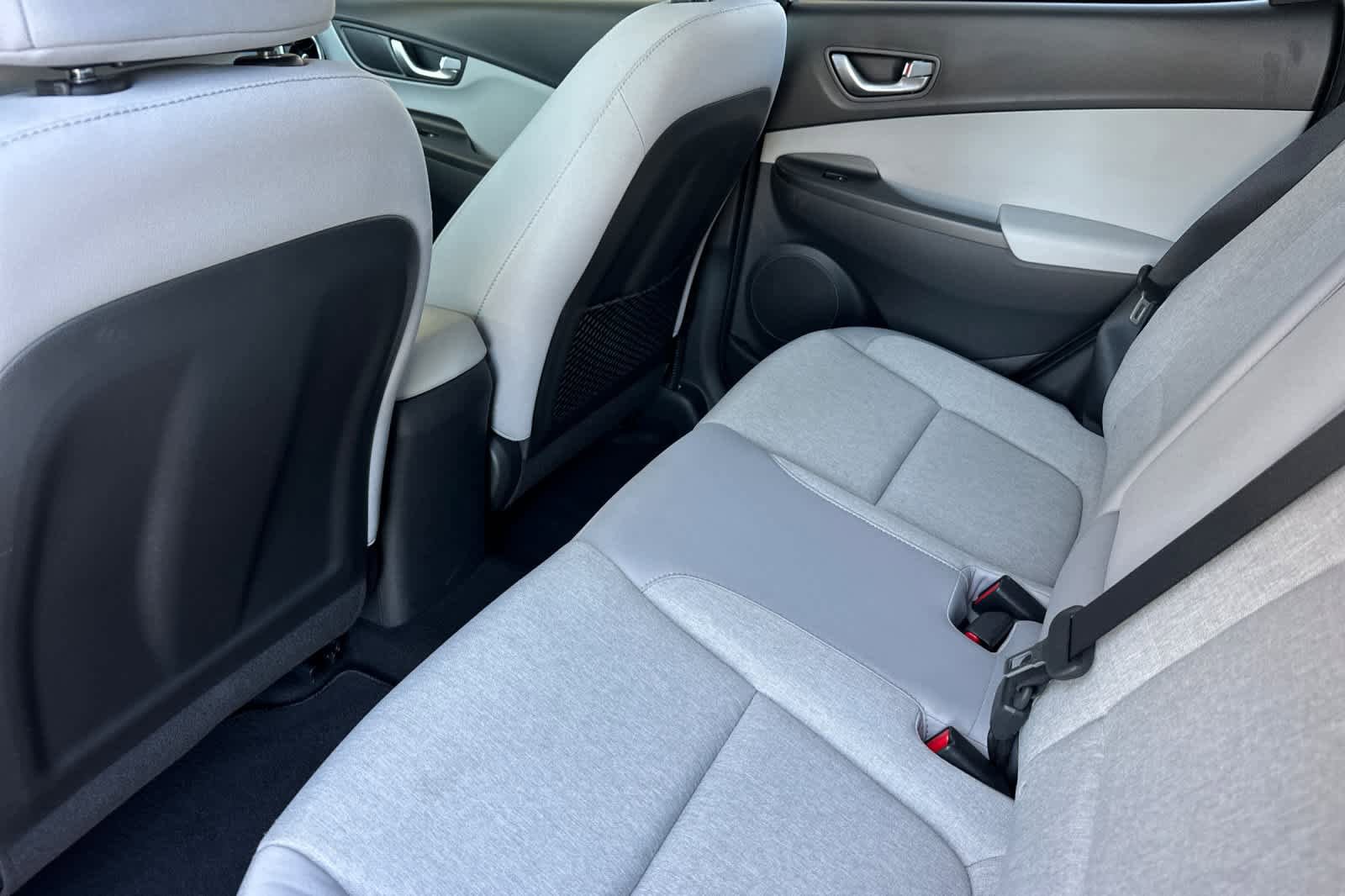 Used 2022 Hyundai Kona SEL w/ Convenience Package FWD image 11