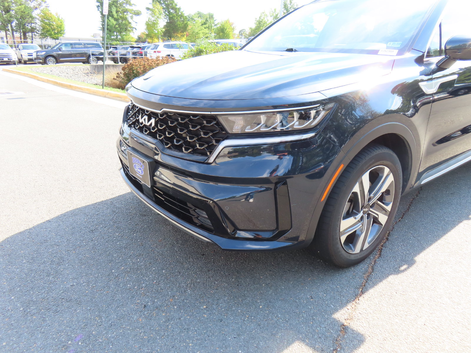 Used 2022 Kia Sorento EX w/ Panoramic Sunroof Package AWD/4WD image 9