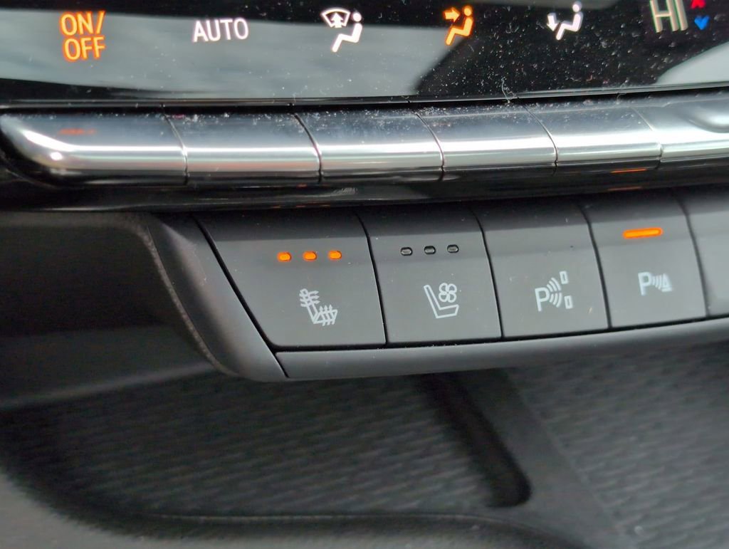 Used 2025 Cadillac CT5 Premium Luxury image 18