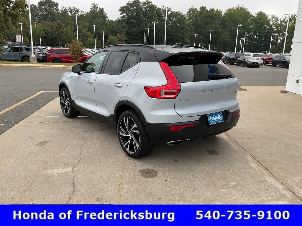 Used 2020 Volvo XC40 T5 R-Design AWD/4WD image 4