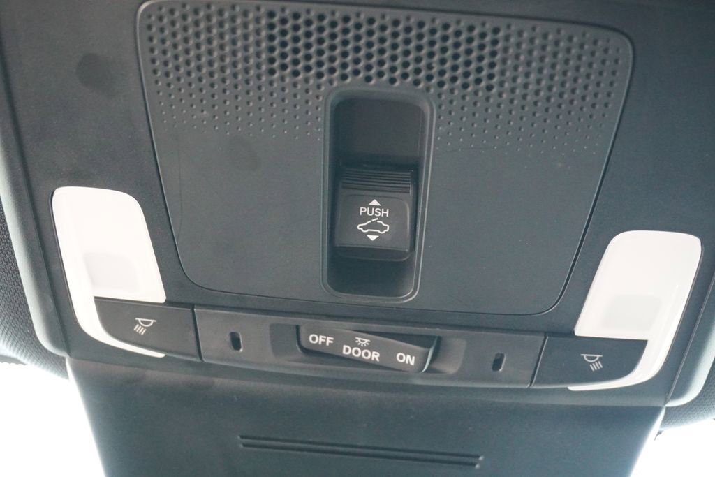 Used 2025 Honda Civic FWD Hybrid Sedan image 32