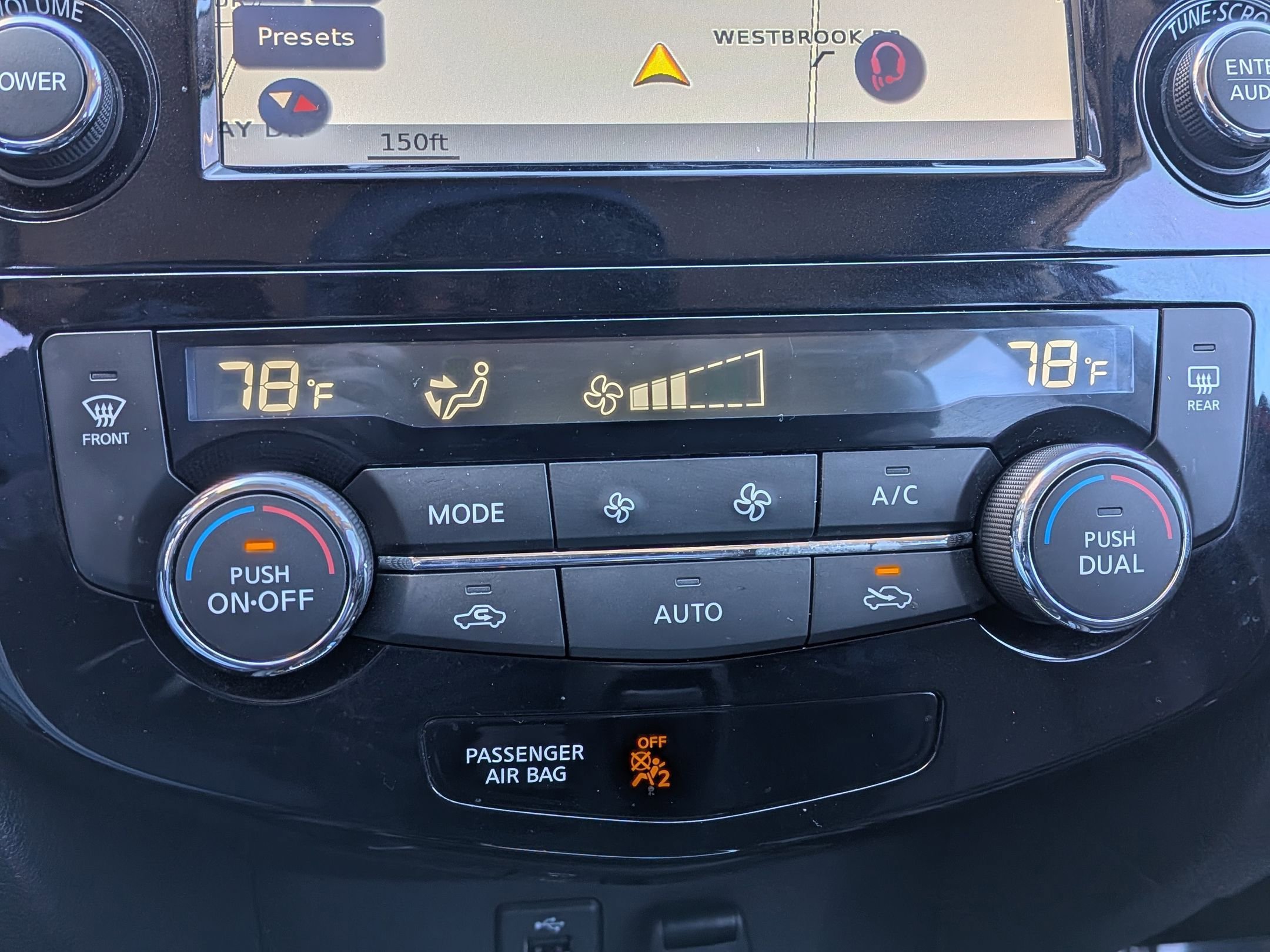 Used 2018 Nissan Rogue Sport SL image 22