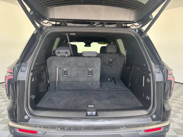 Used 2024 Chevrolet Traverse LT w/ Midnight/Sport Edition AWD/4WD image 25