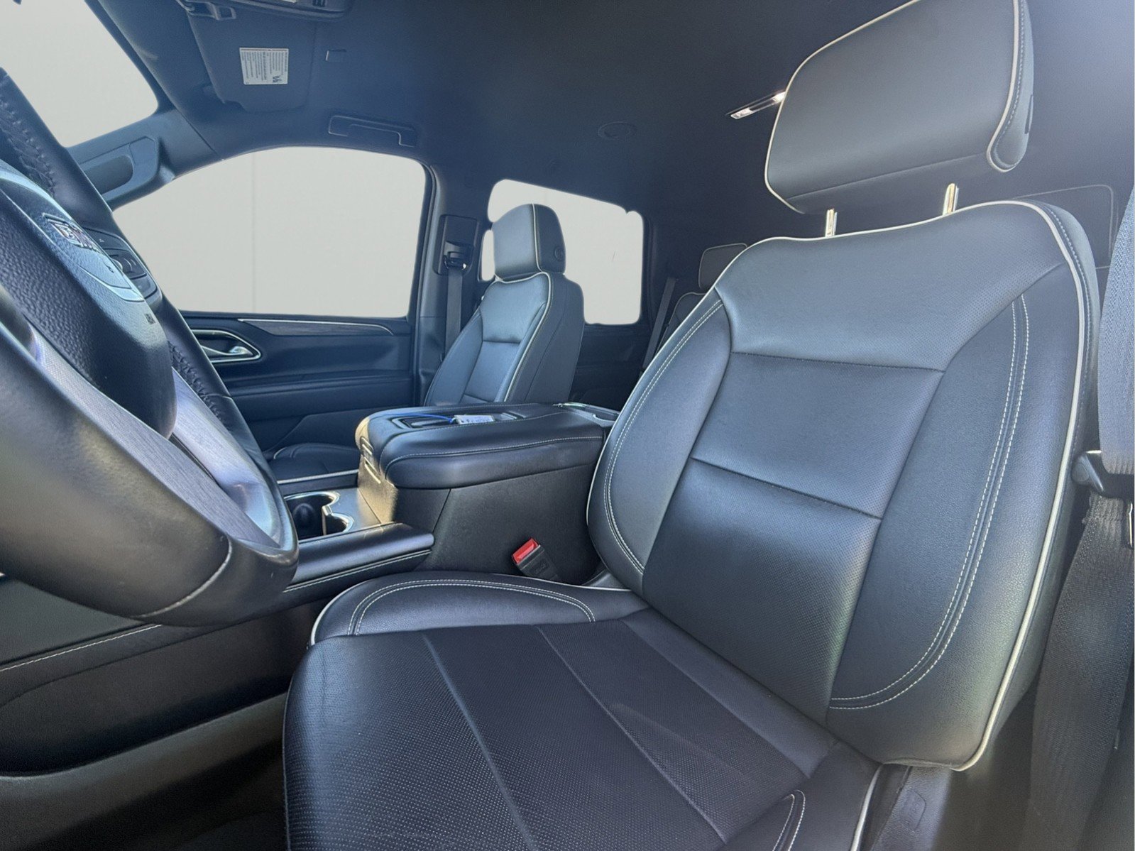 Used 2024 GMC Yukon SLT image 9