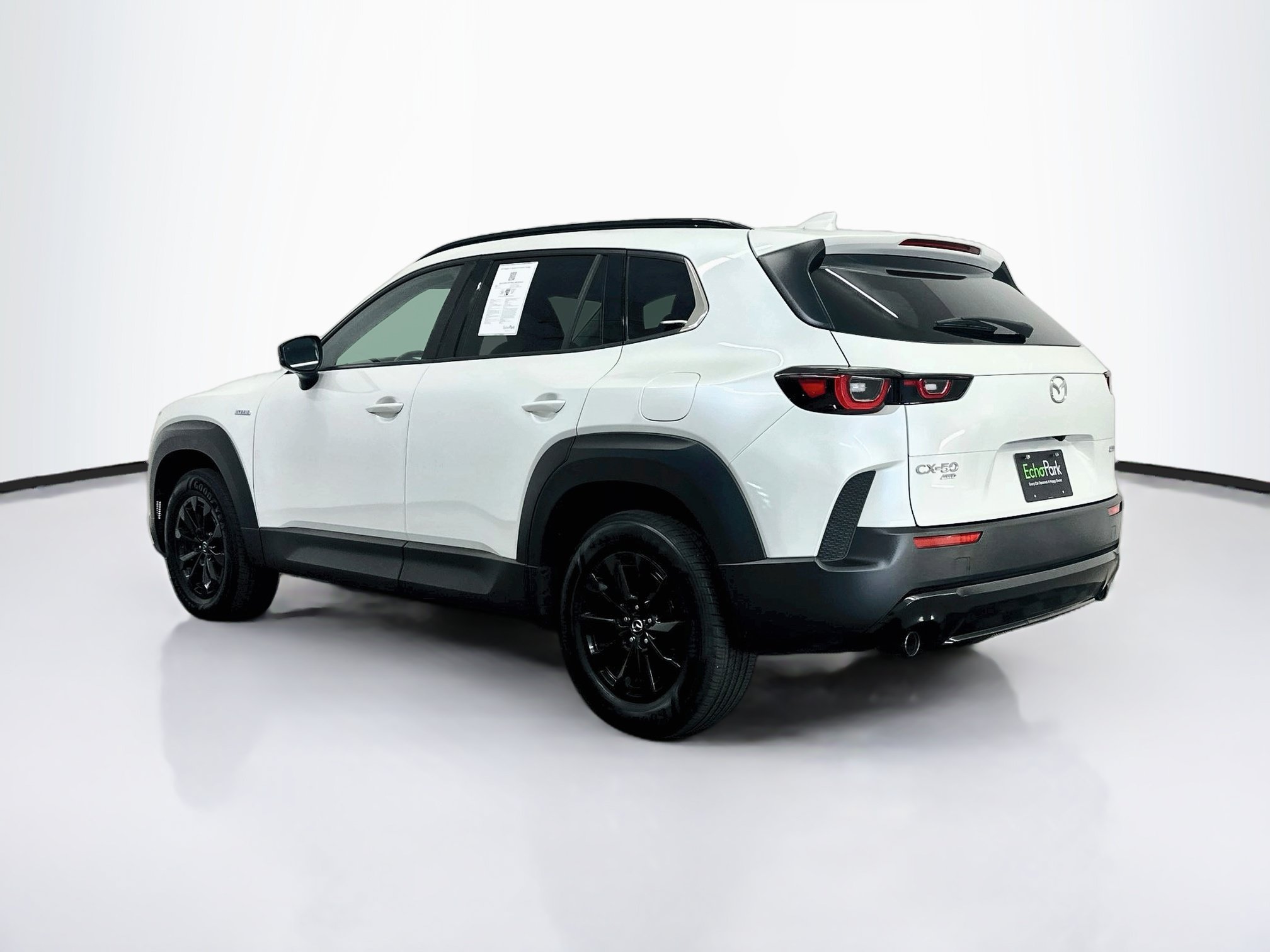 Used 2025 MAZDA CX-50 AWD 2.5 Hybrid w/ Premium Pkg image 5