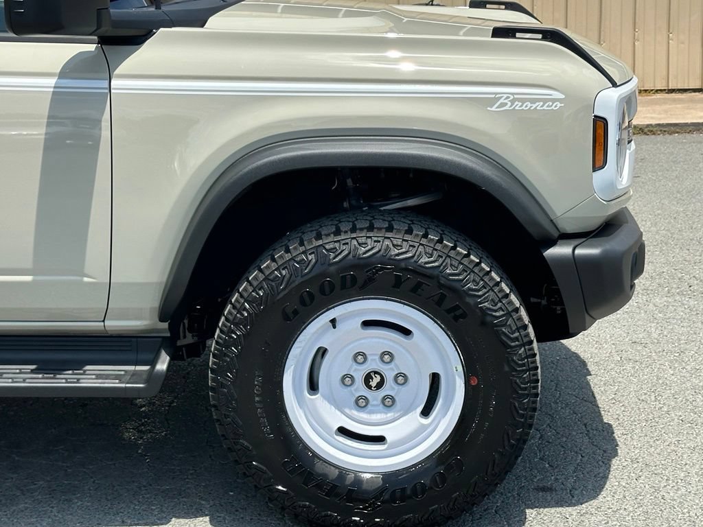 New 2026 Ford Bronco Heritage Edition AWD/4WD image 47