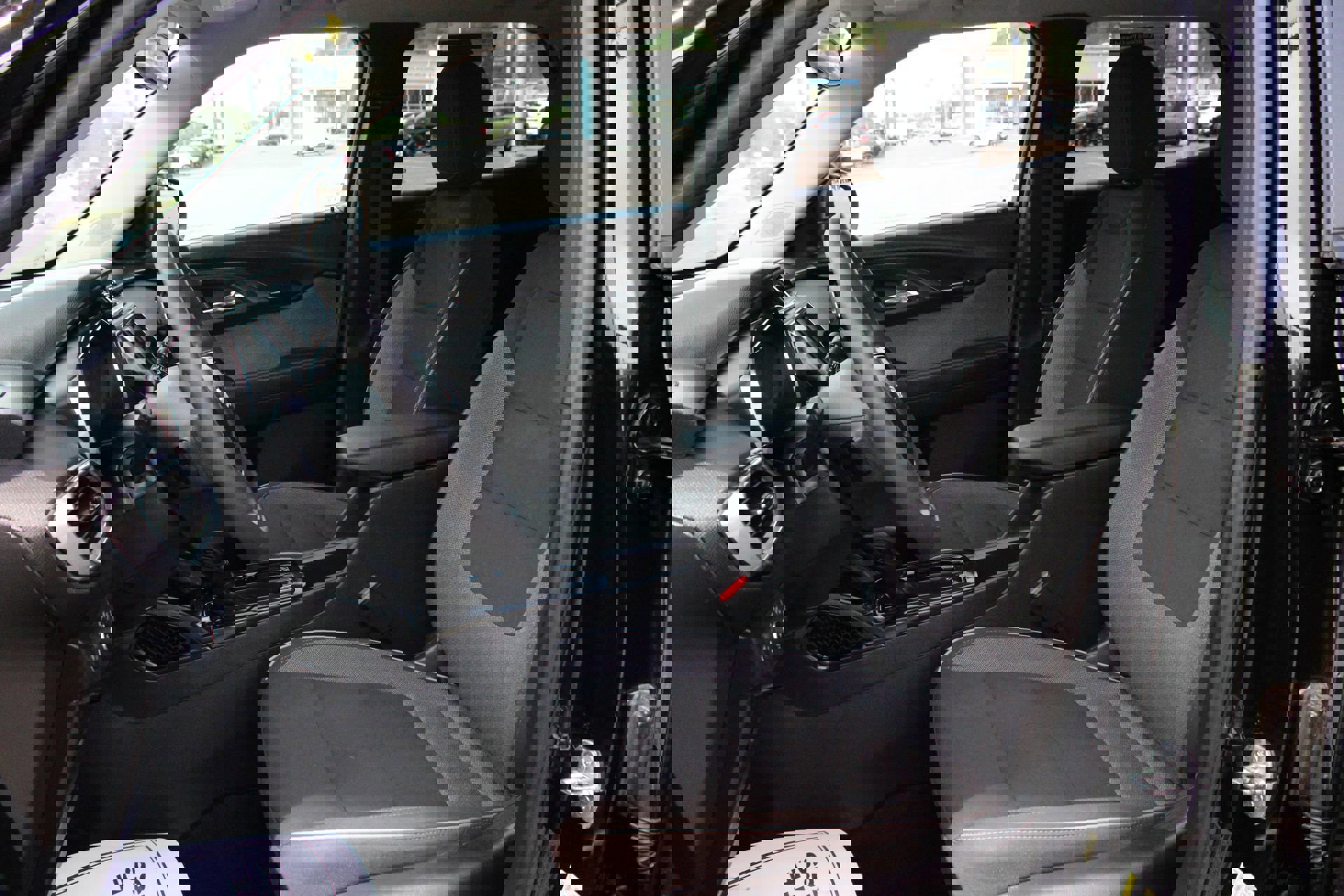 Used 2022 Chevrolet TrailBlazer LT FWD image 16