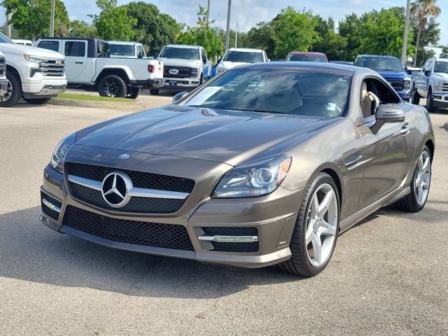Used 2016 Mercedes-Benz SLK 300 image 3