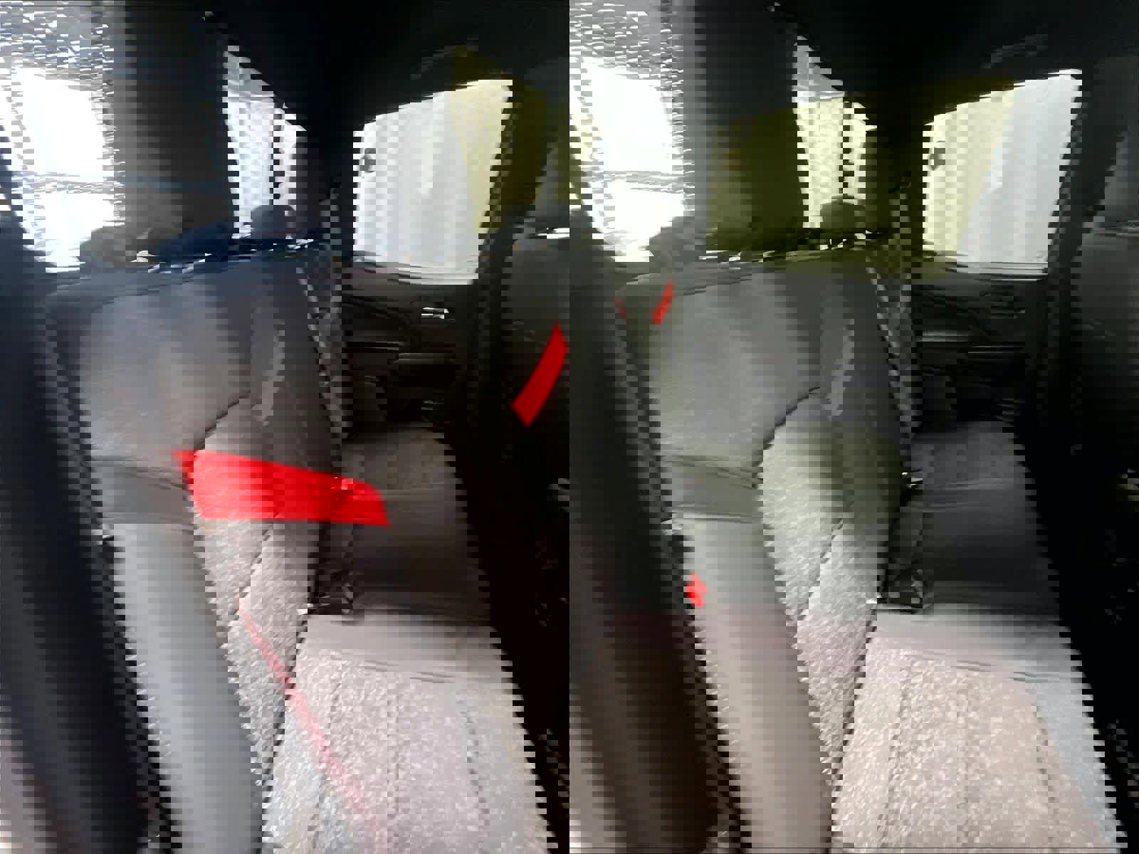 Used 2024 Chevrolet Colorado Z71 w/ Z71 Convenience Package 2 image 16