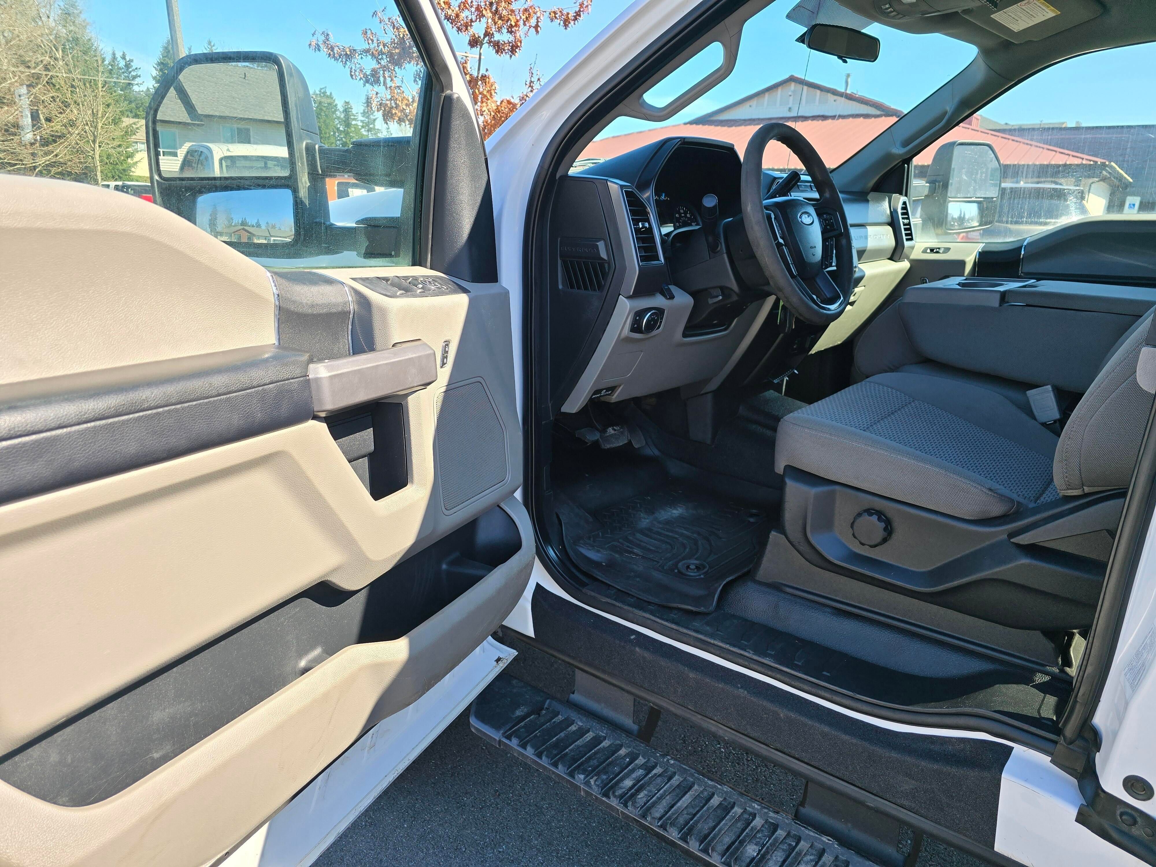 Used 2019 Ford F350 XLT AWD/4WD image 25