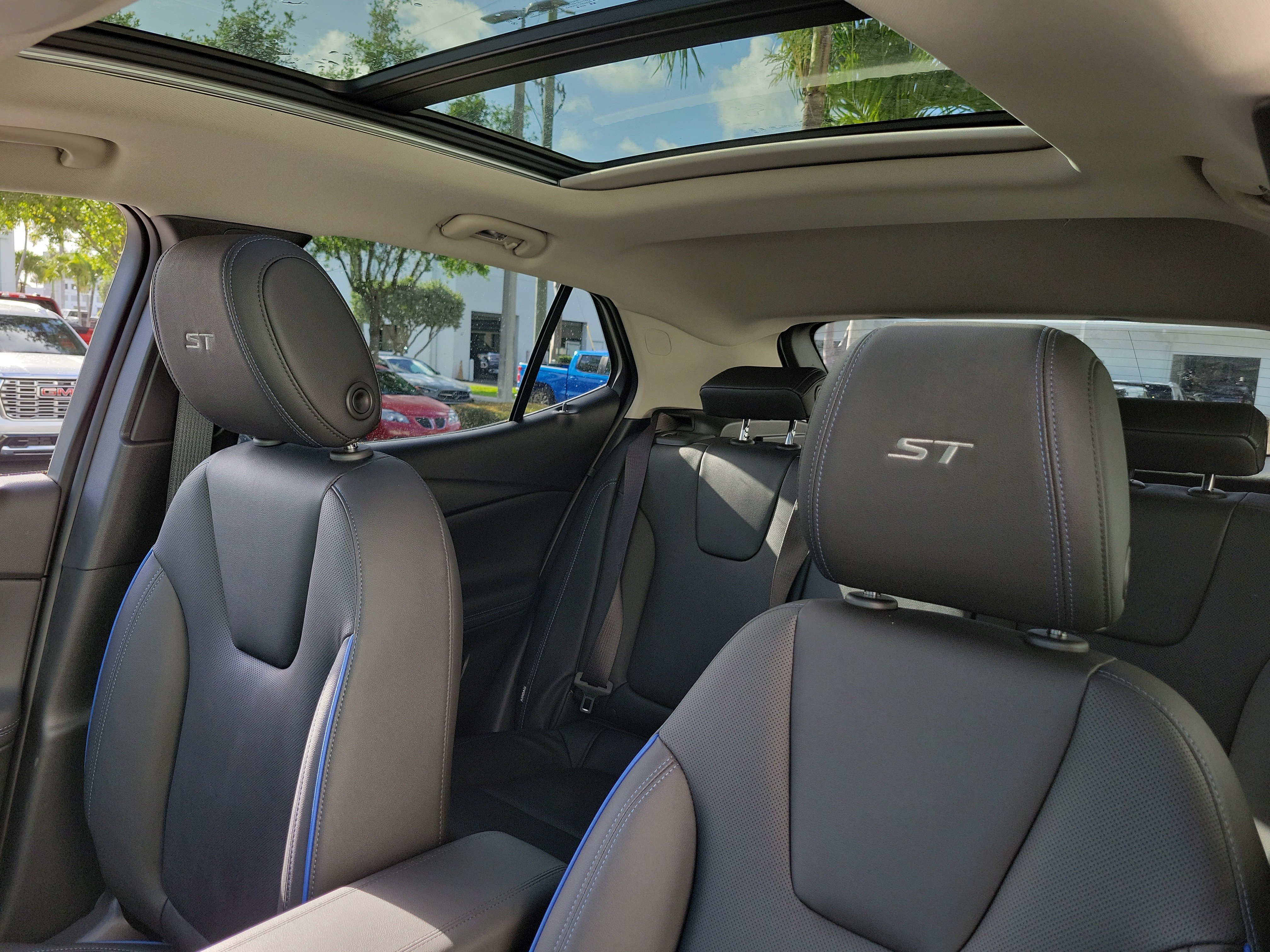 New 2026 Buick Encore GX Sport Touring w/ Advanced Technology Package FWD image 22