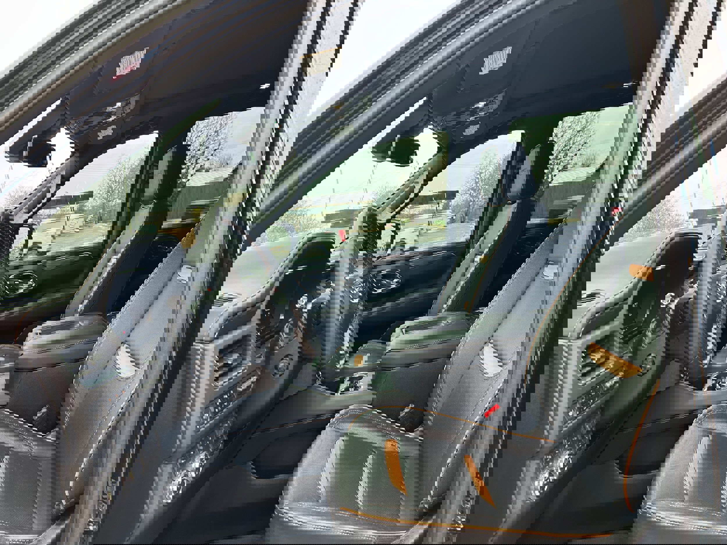 Used 2024 GMC Yukon AT4 w/ AT4 Premium Plus Package image 19