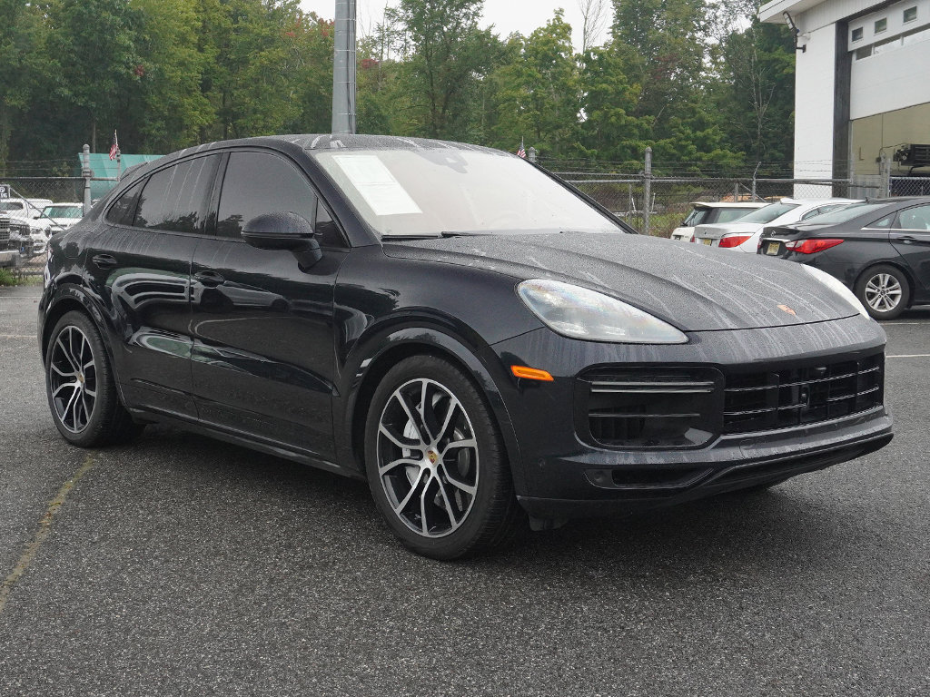 Used 2022 Porsche Cayenne Turbo AWD/4WD image 2