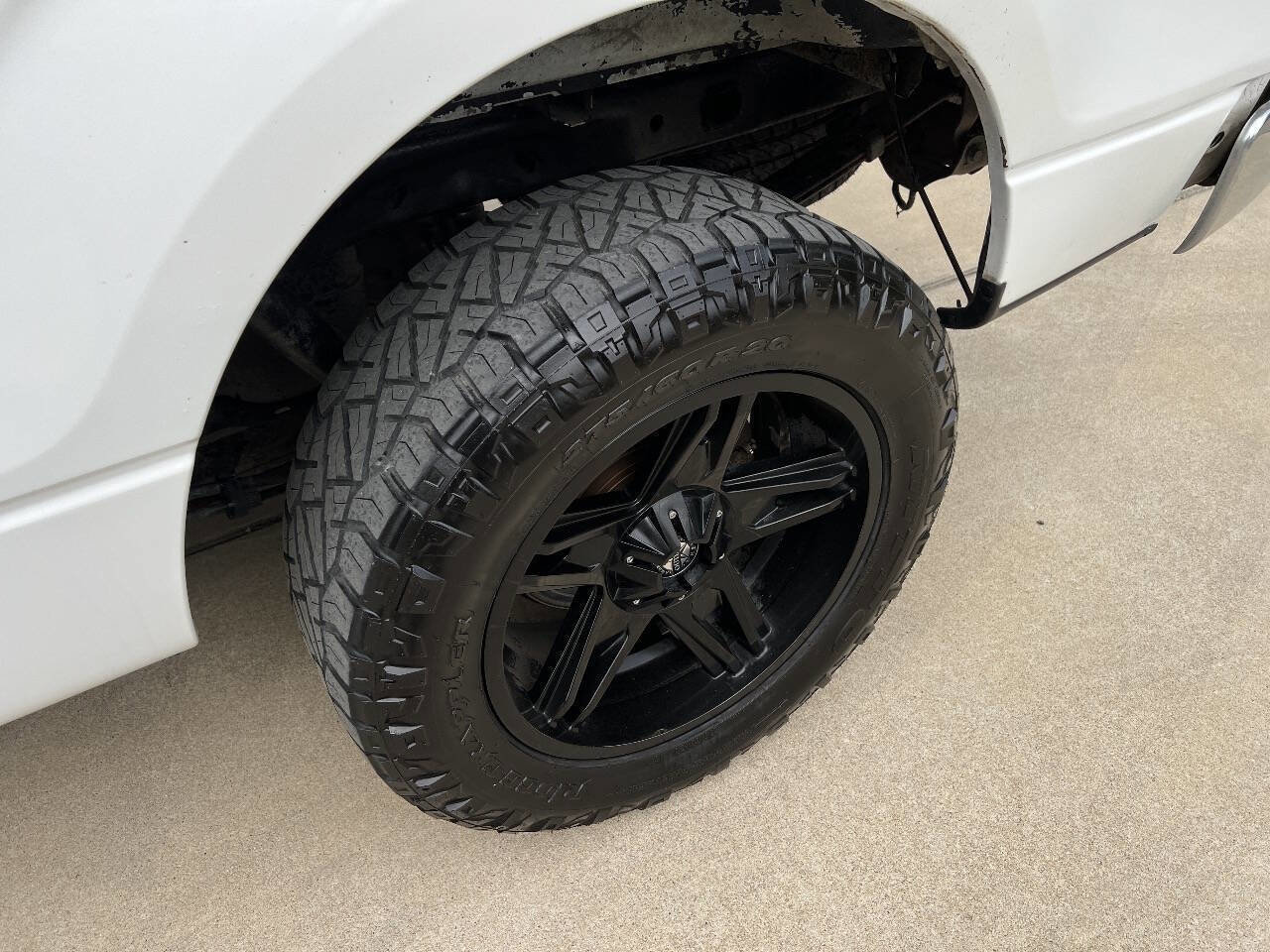 Used 2013 Ford F150 XLT w/ Trailer Tow Pkg image 22
