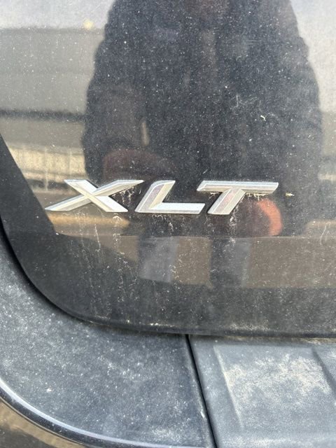 Used 2023 Ford Explorer XLT w/ Equipment Group 202A AWD/4WD image 11