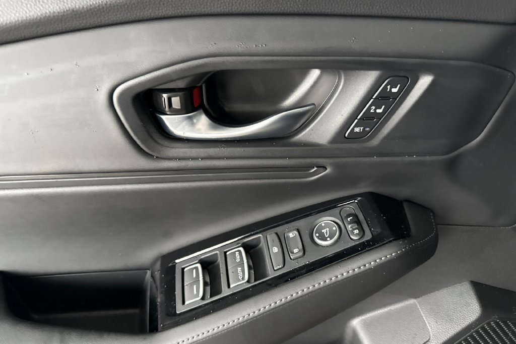 New 2026 Honda Accord Touring image 5