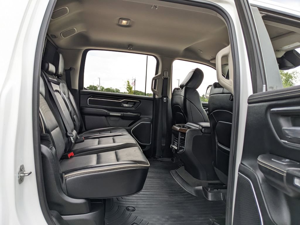 Used 2022 RAM 1500 Laramie AWD/4WD image 47