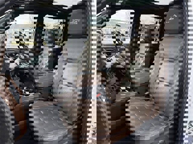 Used 2021 Chevrolet Suburban High Country image 26