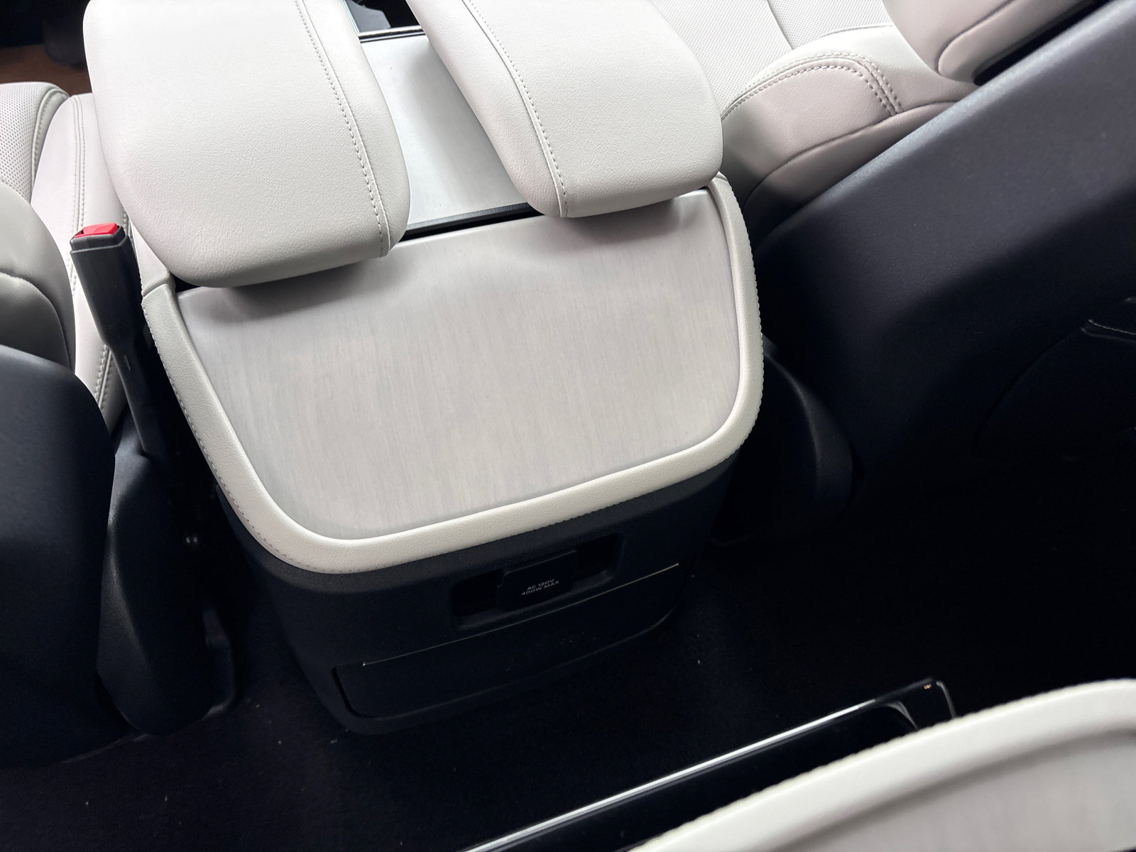 New 2026 Lincoln Navigator Reserve w/ Jet Appearance Package image 32