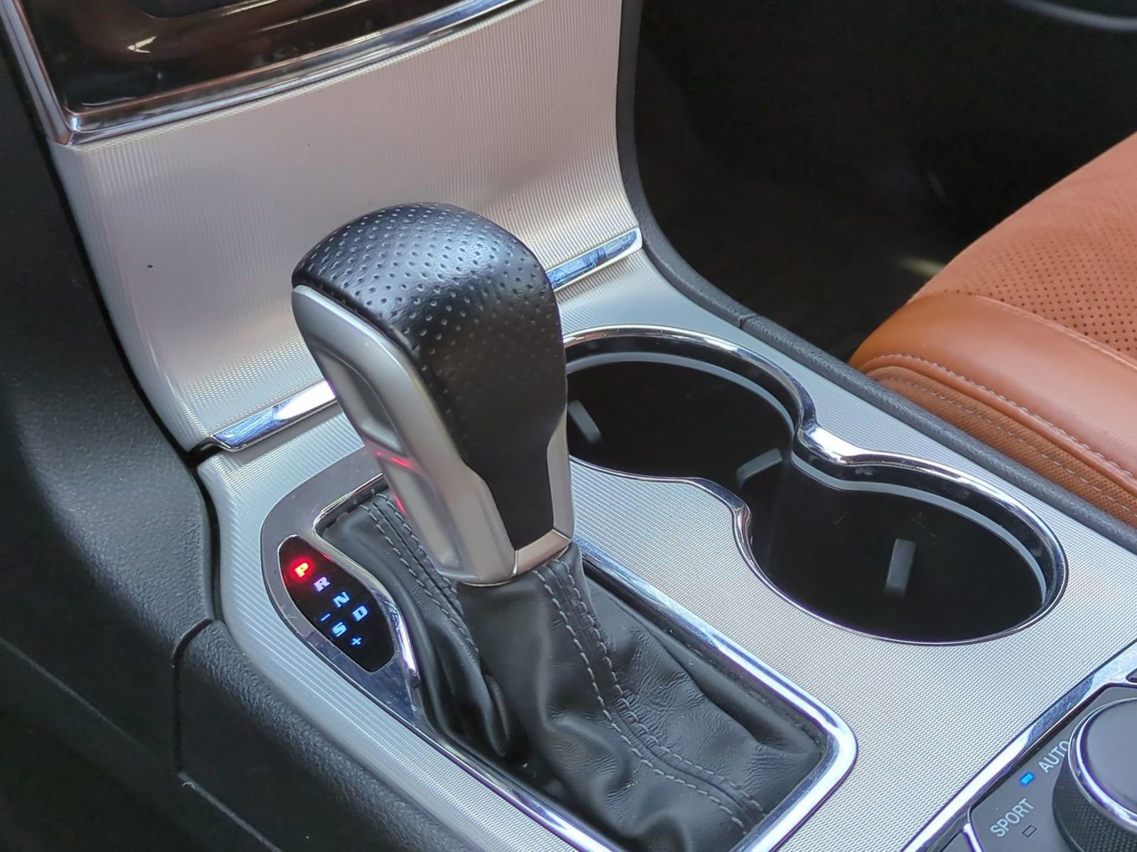 Used 2021 Jeep Grand Cherokee SRT image 38