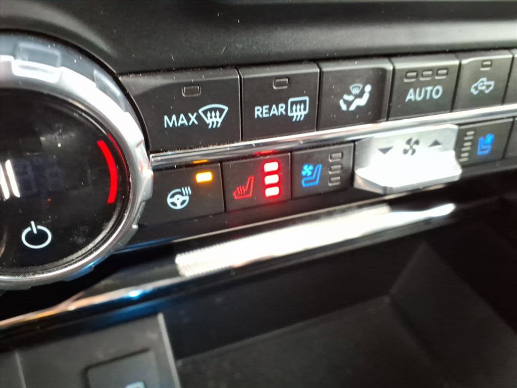 Used 2021 Ford F150 Lariat w/ Equipment Group 502A High image 17