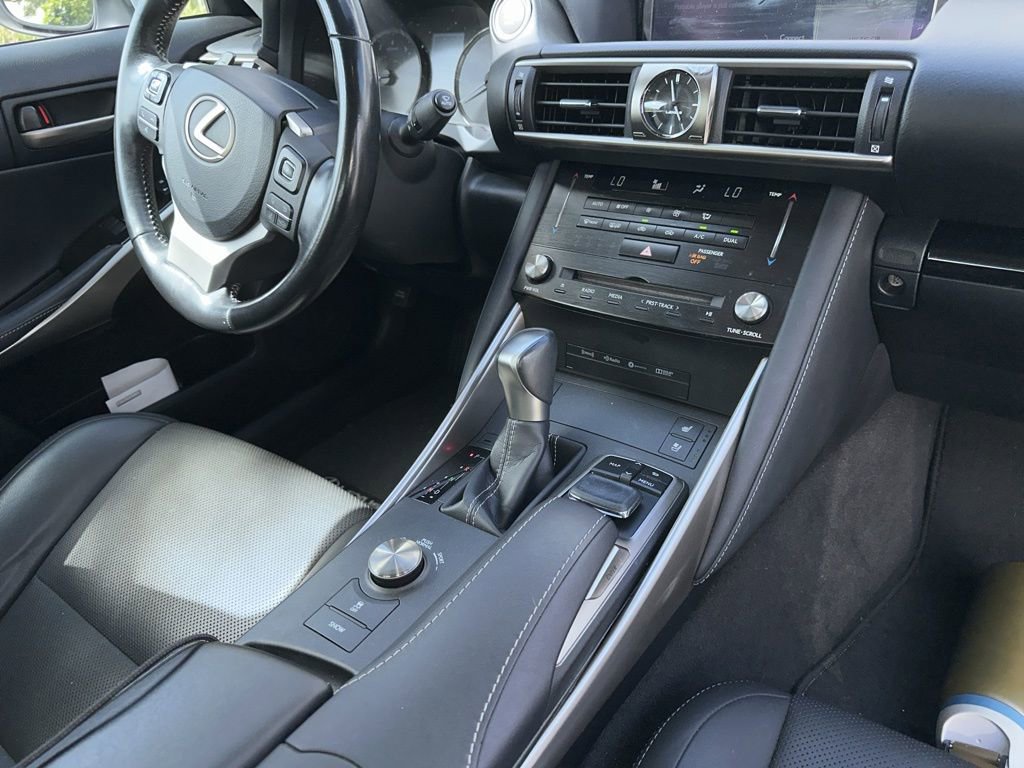 Used 2017 Lexus IS 200t 200t w/ Navigation System Package image 12