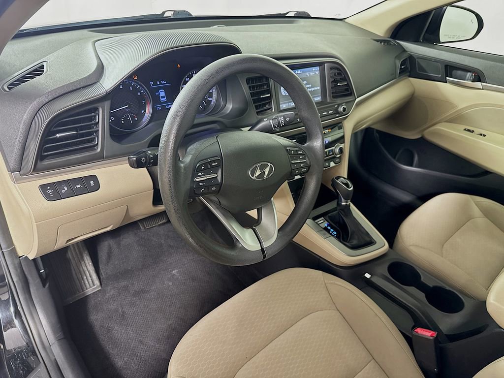 Used 2020 Hyundai Elantra SEL w/ Cargo Package (C1) image 9